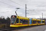 Be 6/10 Tango 187, auf der Linie 11, fährt zur Haltestelle Münchensteinerstrasse.