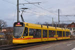 Be 6/10 Tango 161, auf der Linie 11, fährt zur Haltestelle Münchensteinerstrasse.