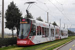 Be 6/10 Tango 187 mit der Werbung für den Wohnpark Binzen, auf der Linie 11, fährt zur Haltestelle Münchensteinerstrasse.