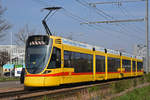 Be 6/10 Tango 154, auf der Linie 10, fährt zur Haltestelle M-Parc.