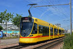 Be 6/10 Tango 161, auf der Linie 11, fährt zur Haltestelle M-Parc.