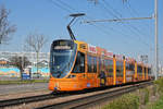 Be 6/10 Tango 182 mit der neuen OBI Werbung, auf der Linie 10, fährt zur Haltestelle M-Parc.