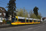 Be 6/10 Tango 174, auf der Linie 10, fährt zur Haltestelle Batteriestrasse.