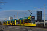 Be 6/10 Tango 175, auf der Linie 11, fährt zur Haltestelle M-Parc.