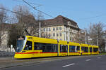 Be 6/10 Tango 189, auf der Linie 10, fährt zur Haltestelle am Bahnhof SBB.
