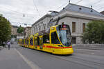 Be 6/10 Tango 171, auf der Linie 11, fährt den Steinenberg hoch zur Haltestelle Bankverein.