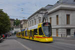 Be 6/10 Tango 164, auf der Linie 11, fährt den Steinenberg hoch zur Haltestelle Bankverein.