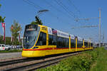 Be 6/10 Tango 171, auf der Linie 10, fährt am 03.05.2023 zur Haltestelle M-Parc.