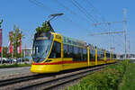 Be 6/10 Tango 178, auf der Linie 10, fährt am 03.05.2023 zur Haltestelle M-Parc.
