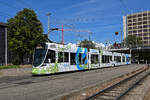 Be 6/10 Tango 186 mit der Primeo Energie Werbung, auf der Linie 10, fährt am 02.09.2023 zur Haltestelle ZOO Basel.
