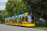 Be 6/10 Tango 154, auf der Linie 10, fährt am 15.08.2023 zur Haltestelle beim Aeschenplatz.