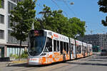 Be 6/10 Tango 177 mit der Migros Werbung, auf der umgeleiteten Linie 11, fährt am 14.06.2023 zur Haltestelle Heiliggeistkirche.