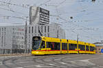 Be 6/10 Tango 184, auf der Linie 10, überquert am 04.05.2024 die Münchensteinerbrücke.