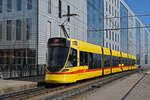 Be 6/10 Tango 161, auf der Linie 11, fährt am 03.03.2025 bei der Haltestelle Peter Merian ein.