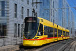 Be 6/10 Tango 161, auf der Linie 11, fährt am 07.04.2025 zur Haltestelle Peter Merian.