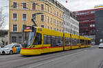 Be 6/10 Tango 188, auf der Linie 11, fährt am 18.12.2024 zur Haltestelle am Bahnhof SBB.