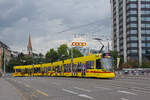 Be 6/10 Tango 179, auf der Linie 11, überquert am 19.07.2025 die Münchensteinerbrücke.