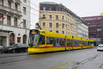 Be 6/10 Tango 175, auf der Linie 10, fährt am 10.02.2025 zur Haltestelle Bahnhof SBB.