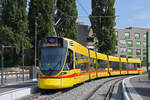 Be 6/10 Tango 159, auf der Linie 17, bedient am 06.08.2025 die Haltestelle Binningen Schloss. Aufnahme Binningen.