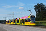 Be 6/10 Tango 176, auf der Linie 10, fährt am 23.08.2025 zur Haltestelle Ettingen.