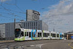 Be 6/10 Tango 186 mit der Primero Energie Werbung, auf der Linie 10, überquert am 21.07.2025 die Münchensteinerbrücke.