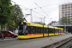 Be 6/10 Tango 153, auf der Linie 10, fährt am 21.07.2025 zur Haltestelle ZOO Basel.