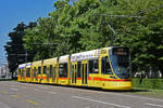 Be 6/10 Tango 167, auf der Linie 10, fährt am 21.06.2025 zur Haltestelle am Aeschenplatz.