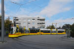 Be 6/10 Tango 171, auf der Linie 10, wendet am 13.10.2025 in der Schlaufe in Dornach.