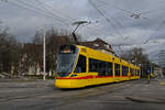 Be 6/10 Tango 180, auf der Linie 10, fährt am 23.02.2026 zur Haltestelle beim Bahnhof SBB.