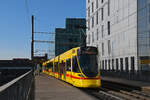 Be 6/10 Tango 158, auf der Linie 10, bedient am 19.01.2026 die Haltestelle Peter Merian.