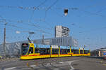 Be 6/10 Tango 163, auf der Linie 11, überquert am 21.03.2026 die Münchensteinerbrücke.