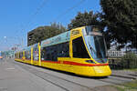 Be 6/10 Tango 173, auf der Linie 10, bedient am 21.03.2026 die Haltestelle Münchensteinerstrasse.