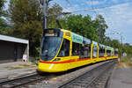 Be 6/10 Tango 176, auf der Linie 10, f�hrt am 24.08.2026 bei der Haltestelle Binningen Oberdorf ein.