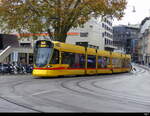 BLT - Tram Be 6/10  157 unterwegs auf der Linie 10 in der Stadt Basel am 18.11.2023