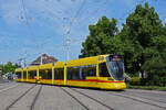 Be 6/10 Tango 156, auf der Linie 11, muss wegen einer Baustelle in der M�nchensteinerstrasse am 02.05.2026 bereits beim Depot Dreispitz mit einem Retourman�ver wenden. Aufnahme Basel.