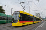 Be 8/10 TINA 4213, auf der Linie 11, bedient am 19.08.2025 die Haltestelle M-Parc.