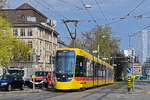 Be 8/10 TINA 4202, auf der Linie 10, fährt am 23.03.2026 zur Haltestelle am Bahnhof SBB. Aufnahme Basel.