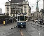 Linie 9 Wagennummer 2045 „Riesbach“ beim Paradeplatz.