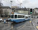 Linie 6 Wagennummer 2117 beim Bahnhofquai.