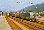 Pieterlen, eine Landstation am Jura Südfuss im Sommer 1984: Während einige Schnellzüge Richtung Delémont mit Re 4/4 I verkehren, werden die stündlichen Regionalzüge