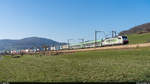 SBB Cargo International 186 905 mit RoLa Freiburg - Novara am 6. März 2021 zwischen Gelterkinden und Tecknau.