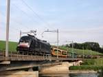 ES 6 U 2 098 mit leerem Autozug bei Oberrti am 13.05.2011