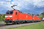 BR 185 136-9 und BR 185 140-1 sind am 30.06.2017 bei Zeihen in Richtung Basel unterwegs.