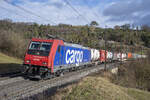 484 005 ist in Villnachern AG unterwegs in Richtung Basel, aufgenommen am 27.11.2021.