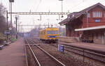 Gleissmesszug 80.84.9781.002-4 der NS bei einer Oberbaumessfahrt von Basel Postbf nach Stein-Säckingen in Mumpf am 16.04.1993.