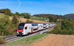 RABe 512 051 als IR 1965 (Basel SBB - Z�rich HB) bei Hornussen 4.9.26