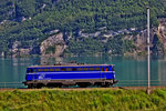 Lz 1042 041 fährt am Walensee in Mühlehorn vorbei.Bild vom 6.6.2016