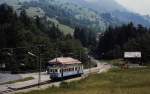 Auf seiner Fahrt von Les Diablerets nach Aigle legt ABFe 4/4 12 im Juli 1983 einen kurzen Zwischenhalt in Vers-l'Eglise ein