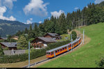 Bahnforum-Schweiz-Fotofahrt auf der BVB am 10. September 2016. HGe 4/4 32 auf Talfahrt bei Roche Grise.