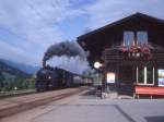 RhB Dampfextrazug fr RHTIA INCOMING 3029 von Landquart nach Davos-Platz vom 14.08.1992 Durchfahrt Saas mit Dampflok G 4/5 107 - B 2245 - D 4052I - B 2246 - B 2060.